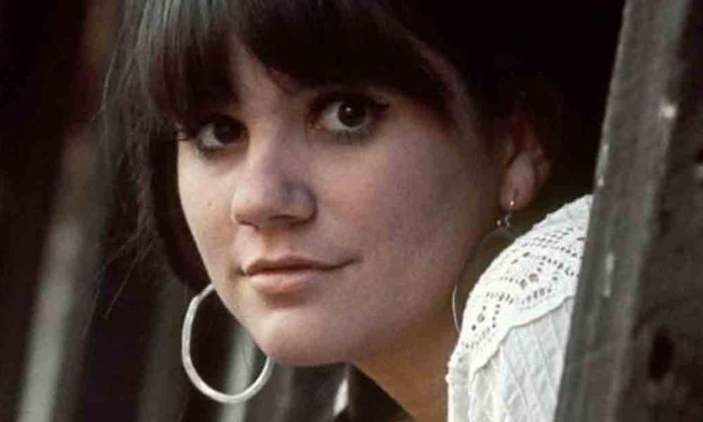 Linda Ronstadt: 'All Drugs Should Be Legal'